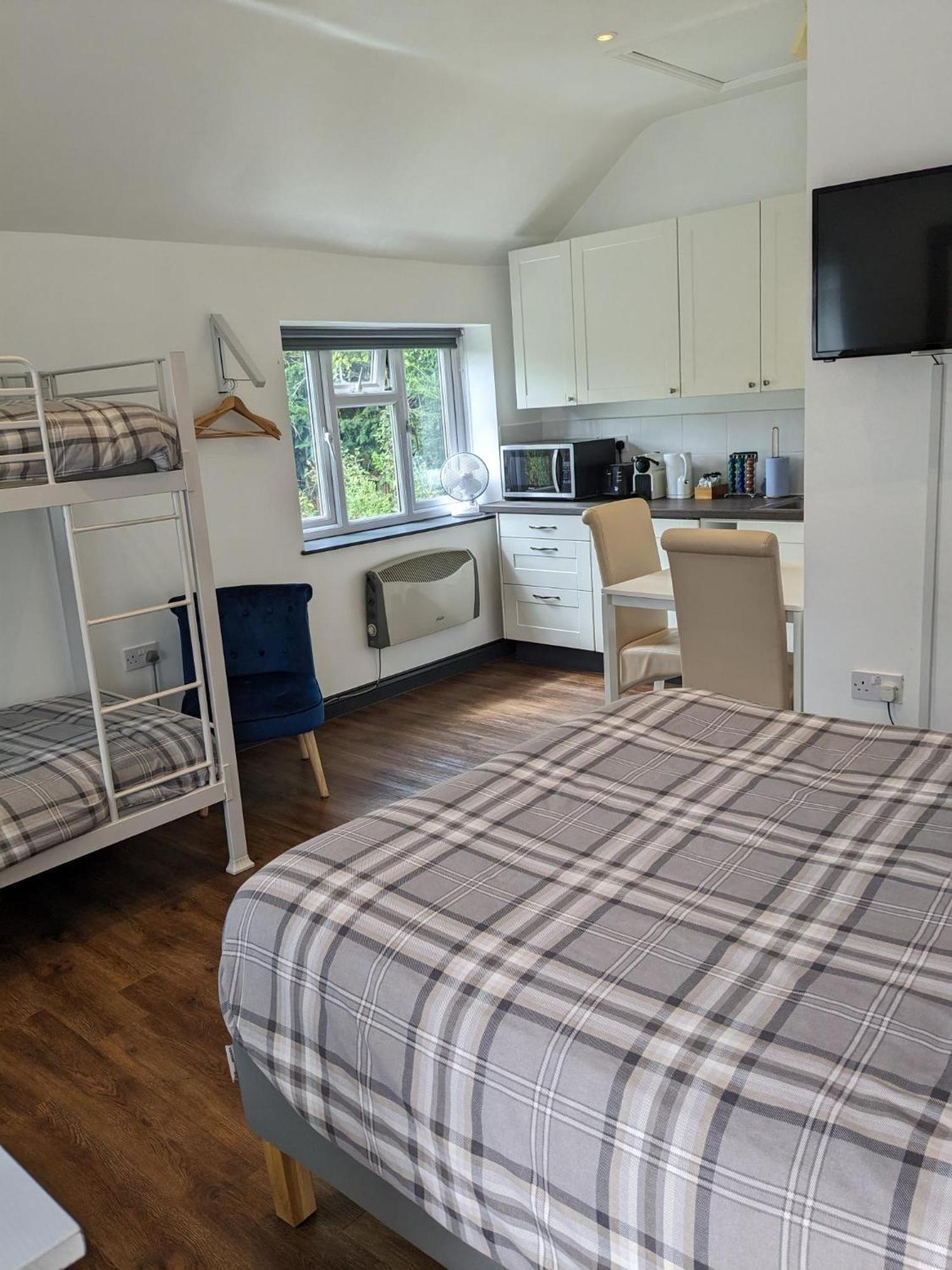 Featherbed Cottage Coventry Eksteriør bilde