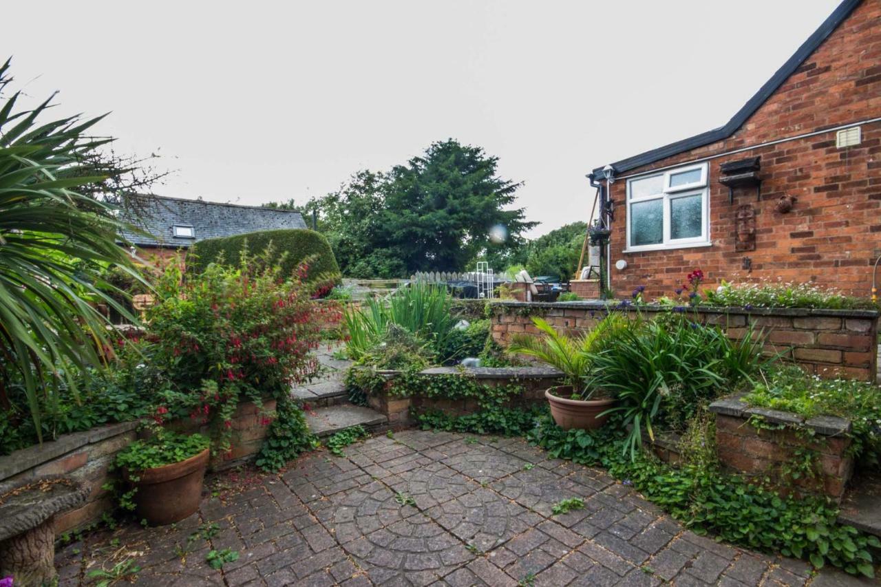 Featherbed Cottage Coventry Eksteriør bilde